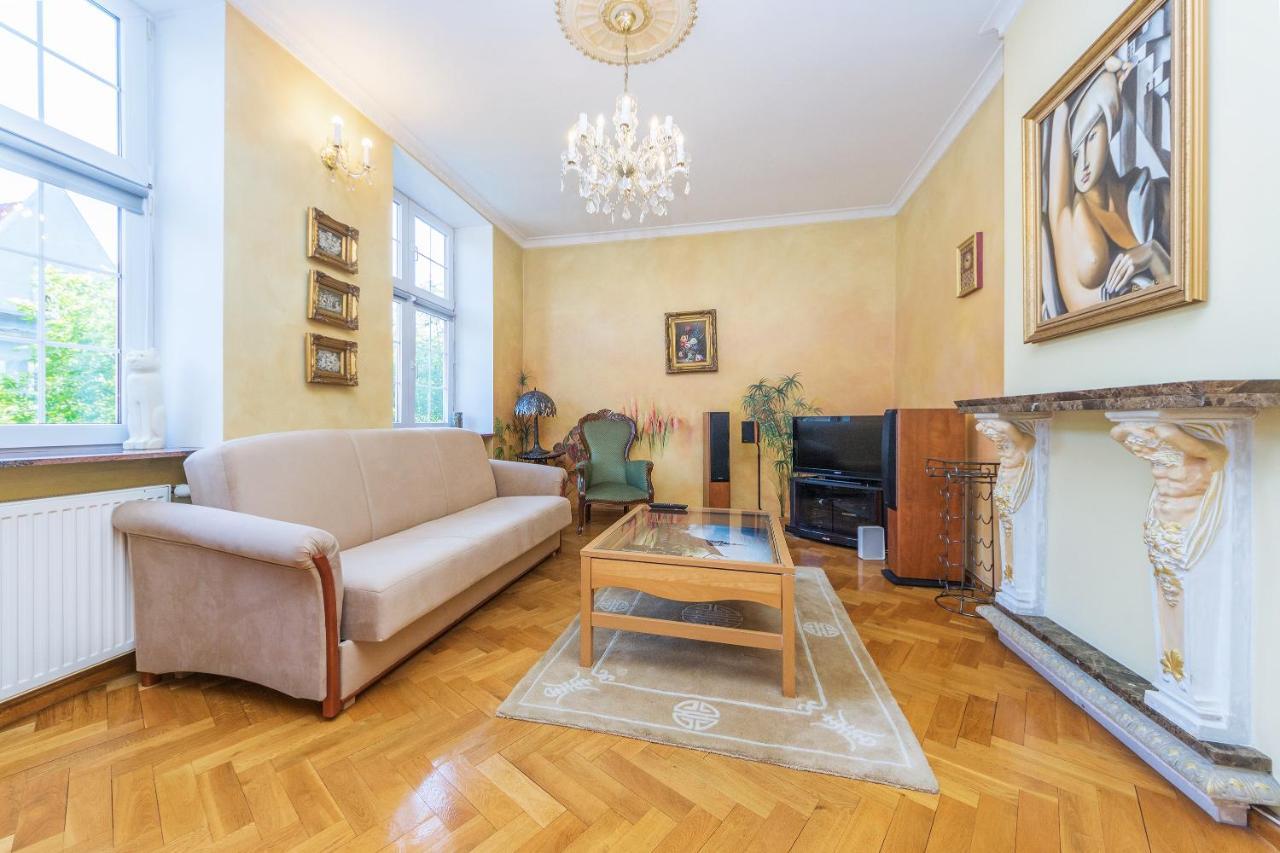 Hello Apartments Sw Ducha Гданьск Экстерьер фото
